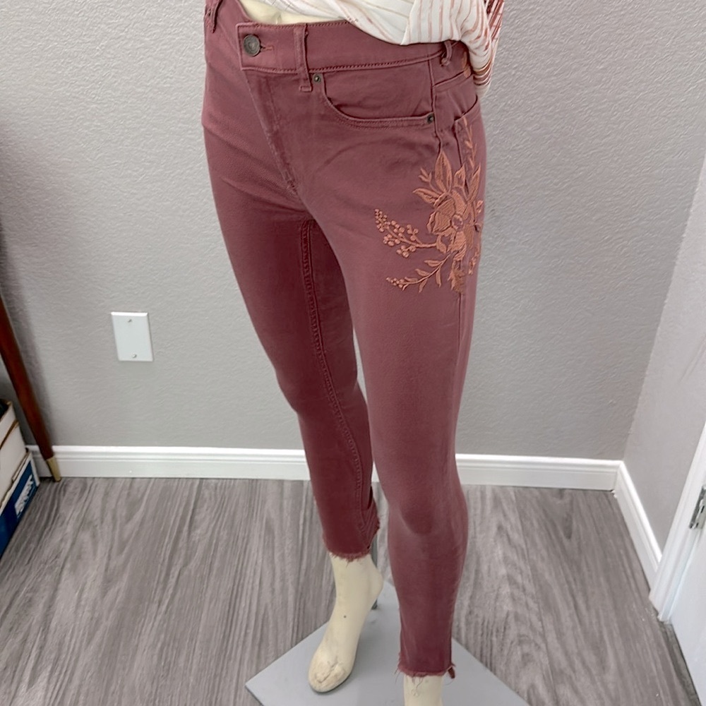 Express High Rise Supersoft Rose Gold Embroidered Stretchy Leggings Sz 0 or 2